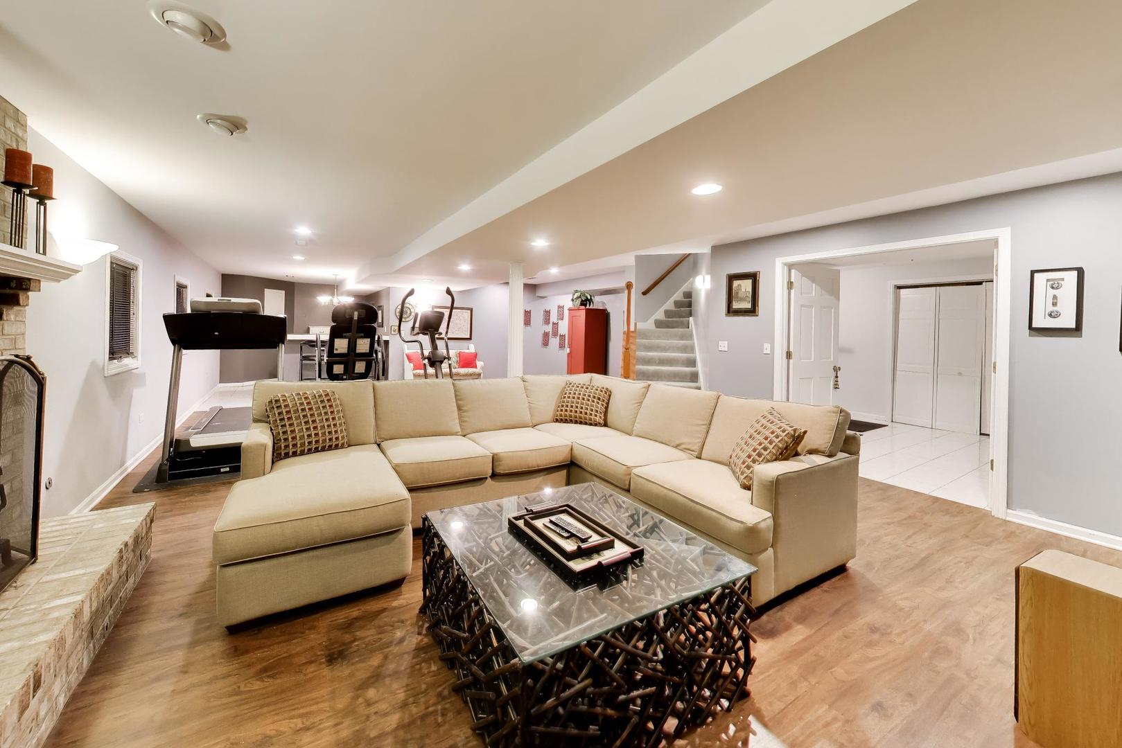 1309 S Pine Avenue Property Photo 35