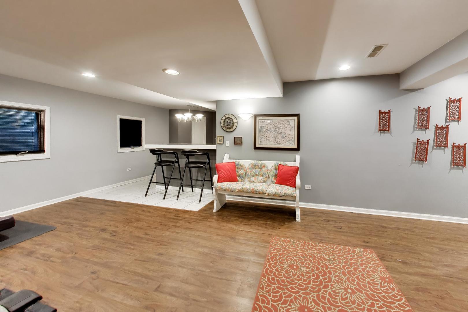 1309 S Pine Avenue Property Photo 37