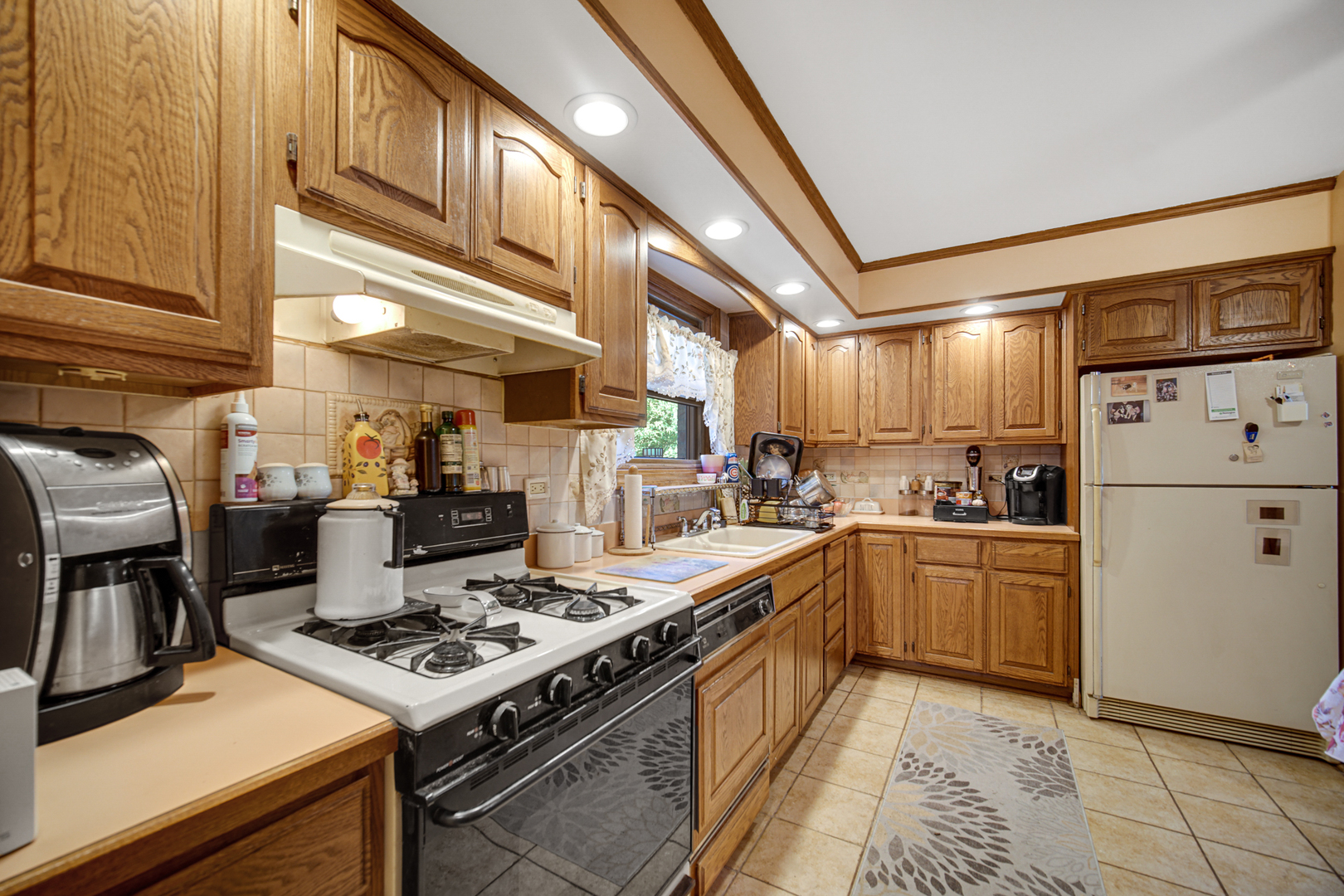 10013 W Lyndale Avenue Property Photo 8
