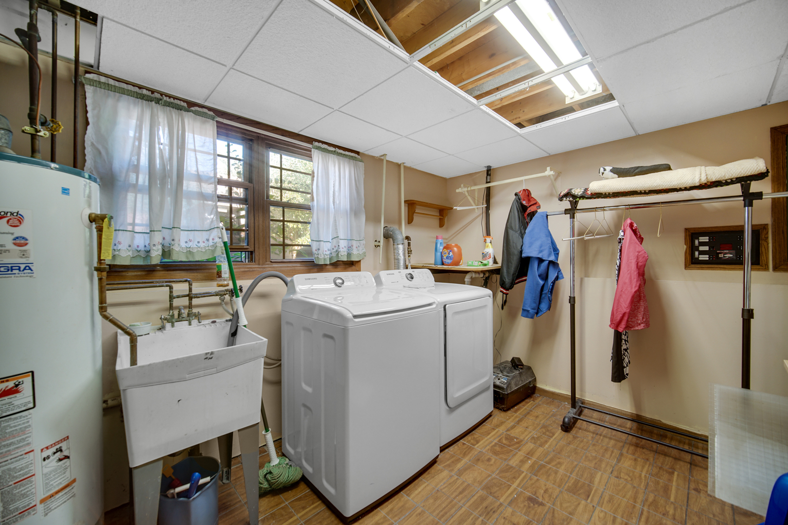10013 W Lyndale Avenue Property Photo 21