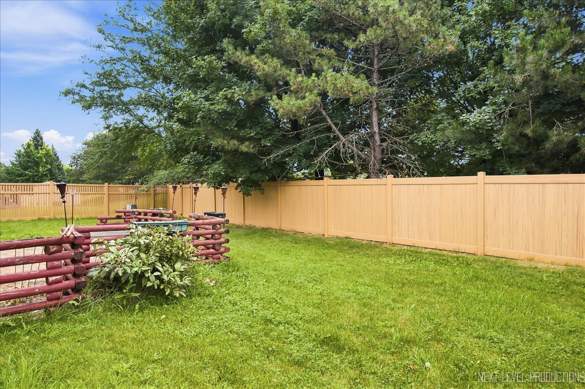 473 Barnaby Drive Property Photo 23