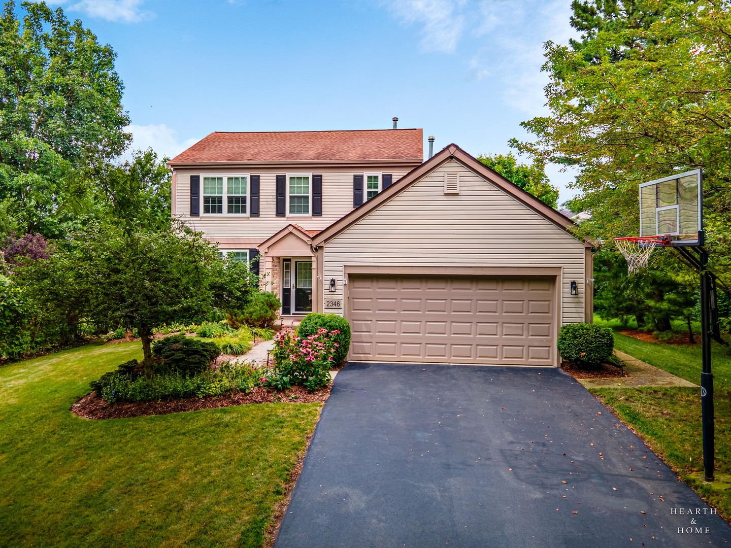 2346 Woodside Court Property Photo 1