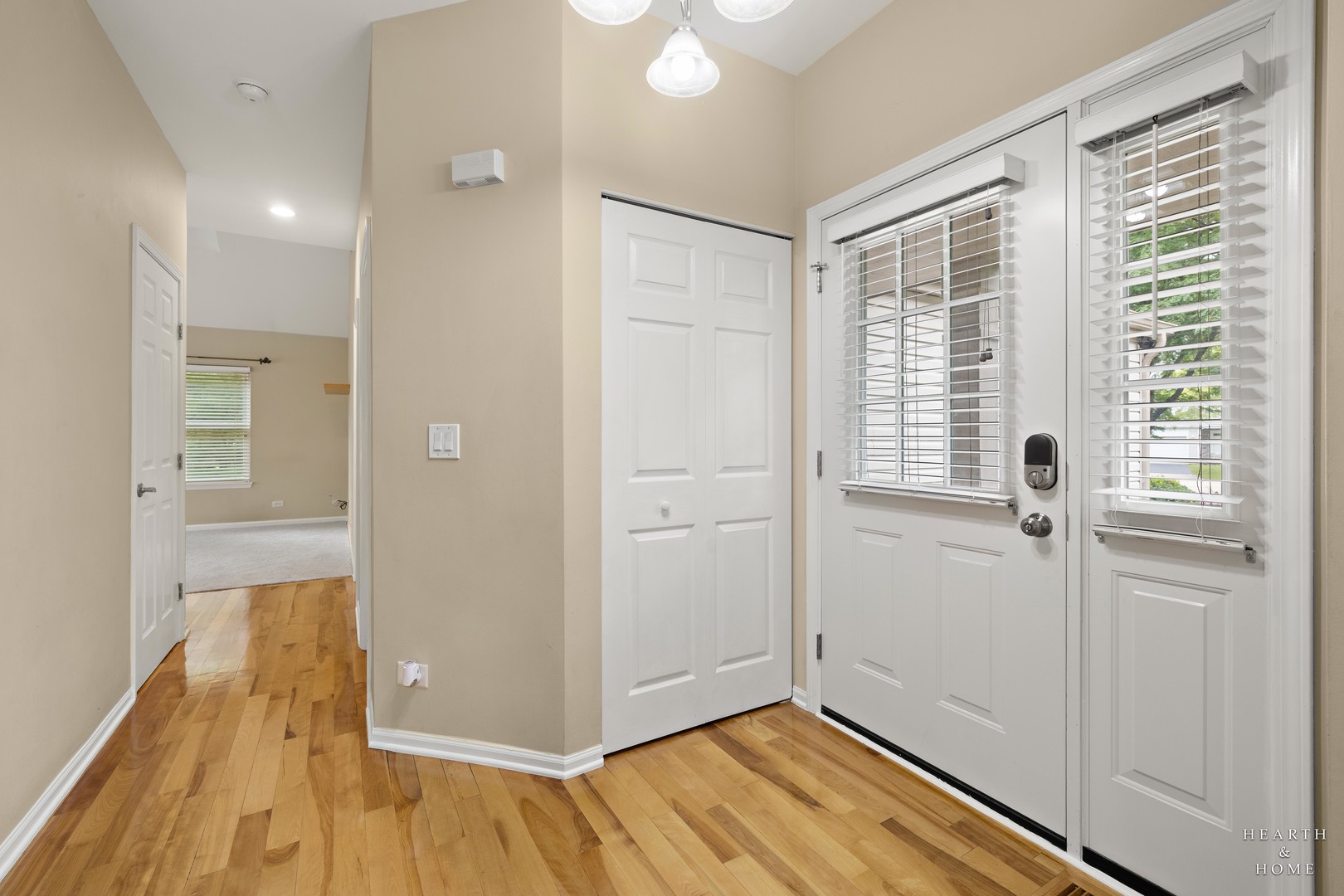 2346 Woodside Court Property Photo 4