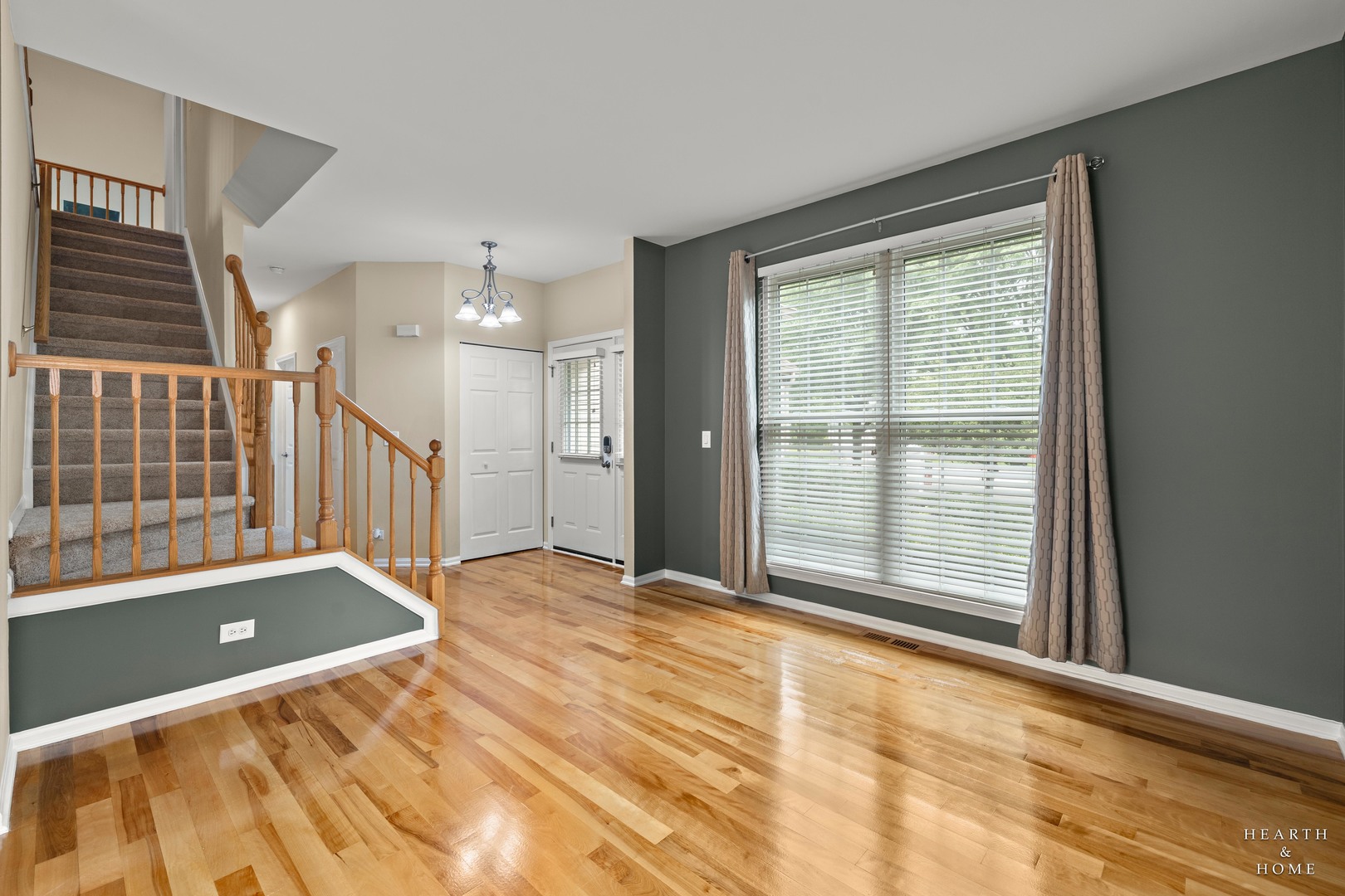 2346 Woodside Court Property Photo 8