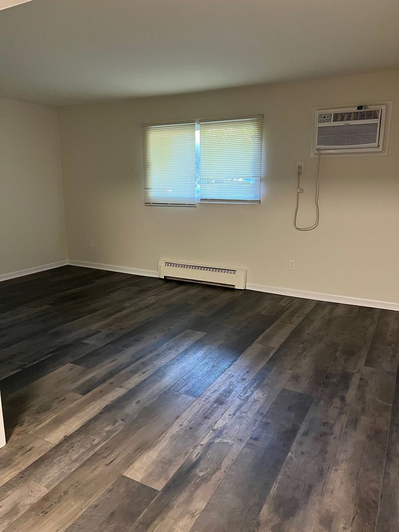 196 Flintridge Drive Property Photo 14
