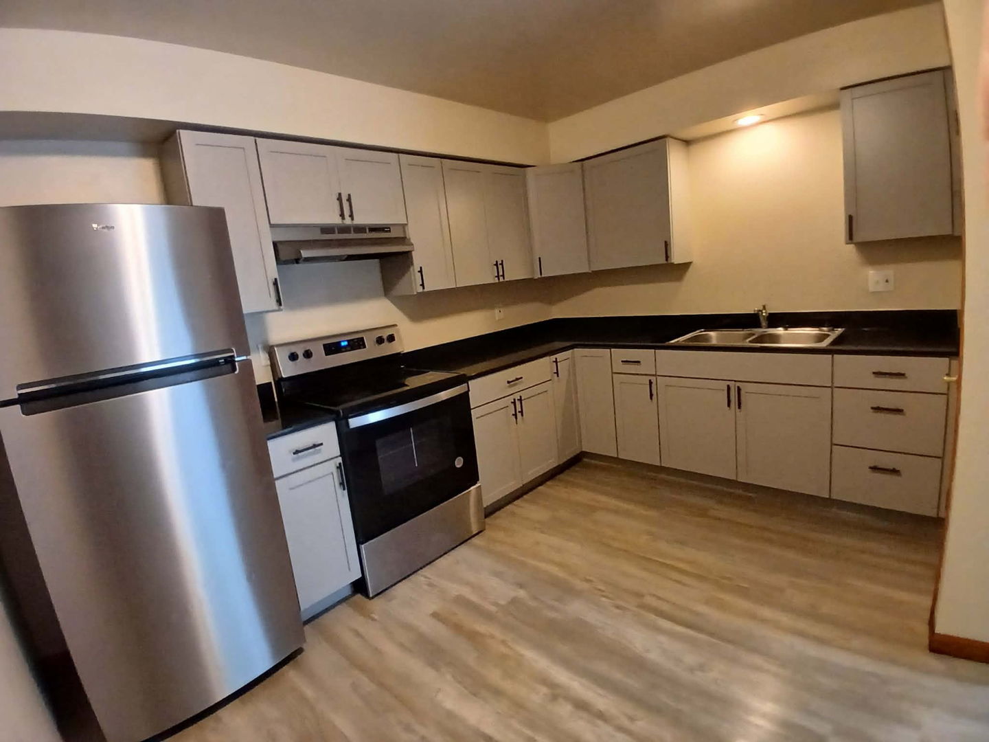 196 Flintridge Drive Property Photo 33