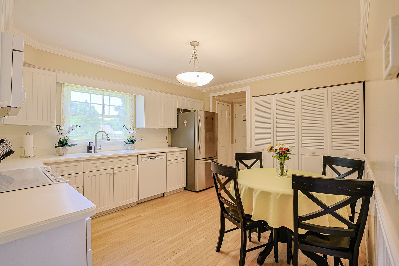 6104 Westgate Court Property Photo 10