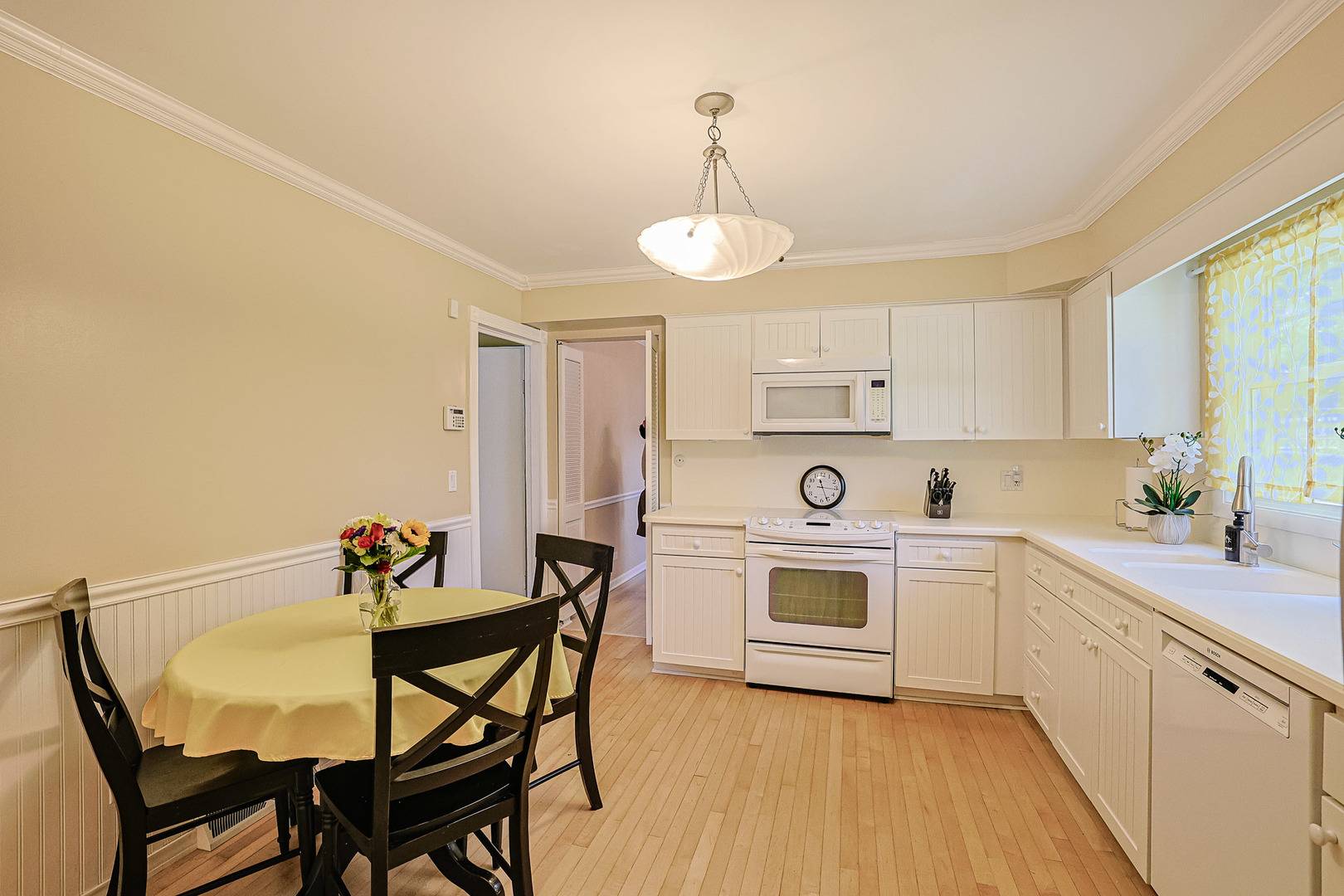 6104 Westgate Court Property Photo 12