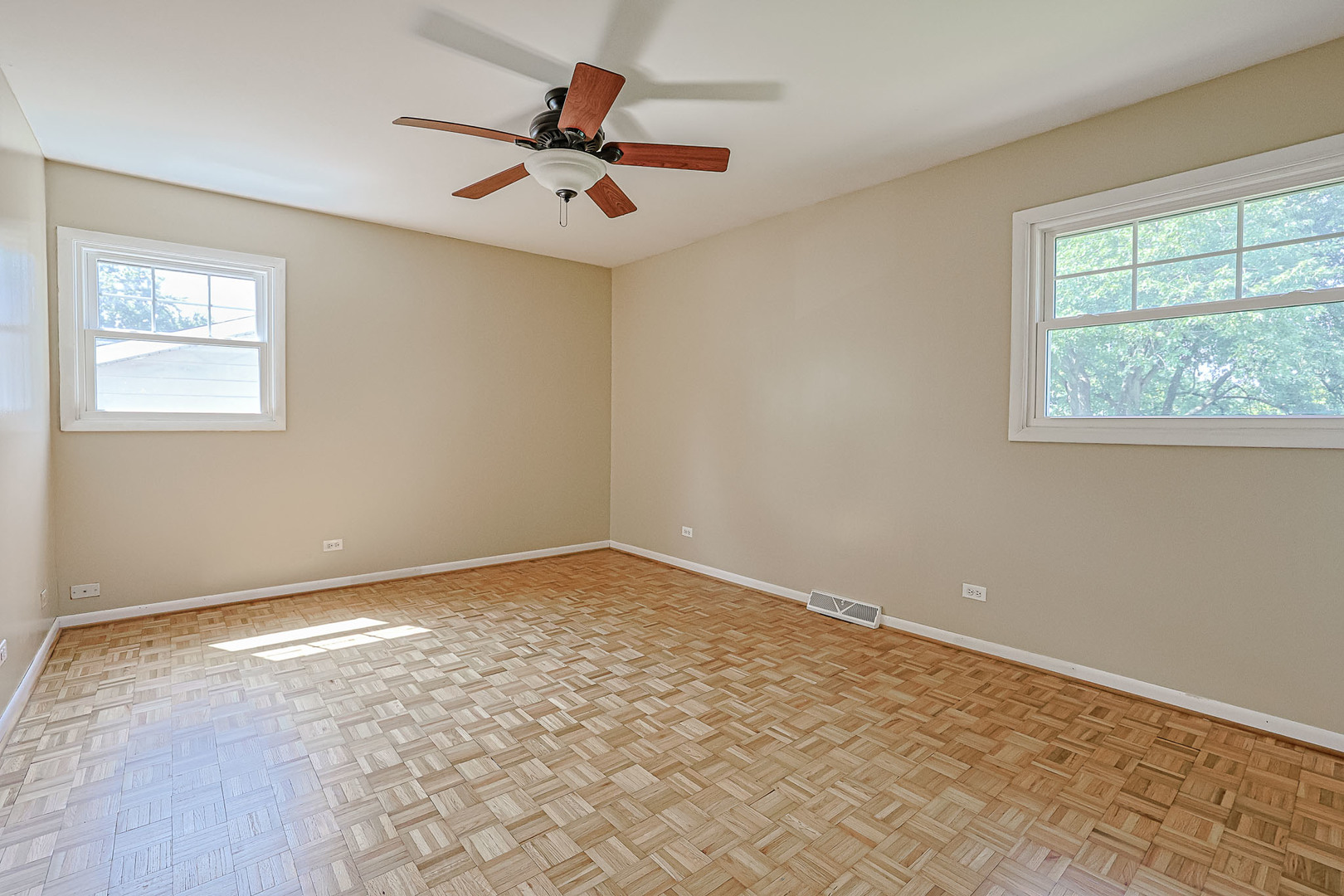 6104 Westgate Court Property Photo 19