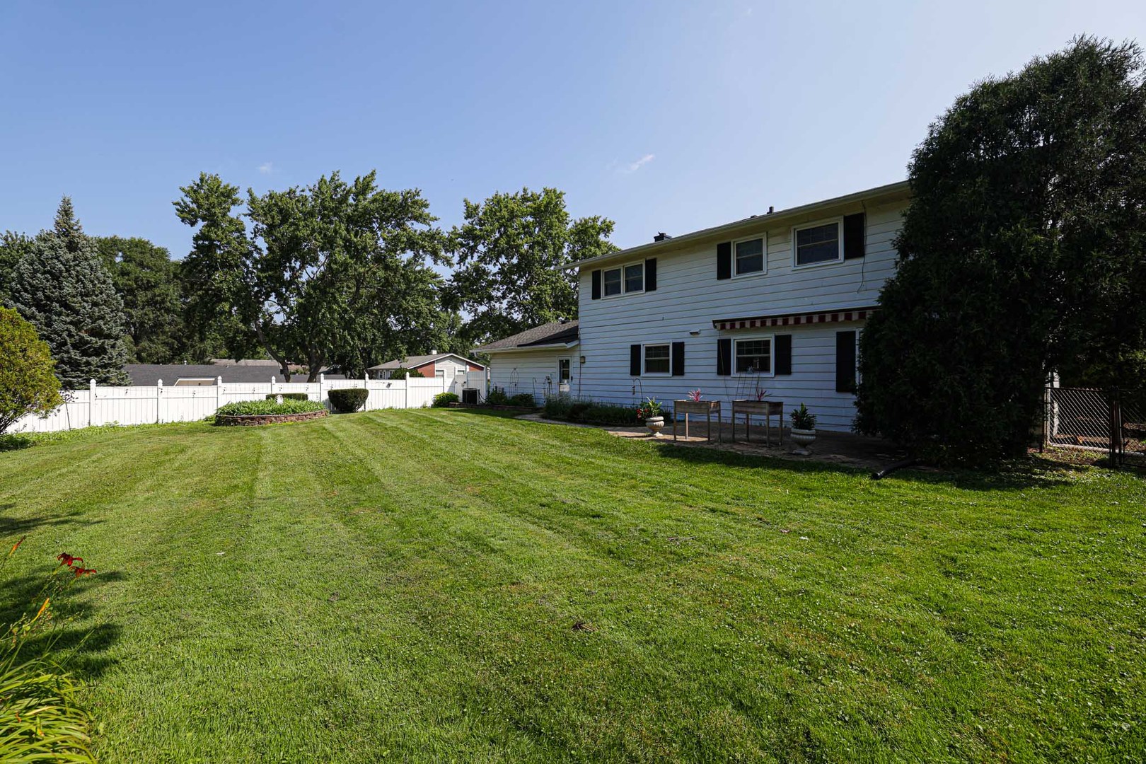 6104 Westgate Court Property Photo 33