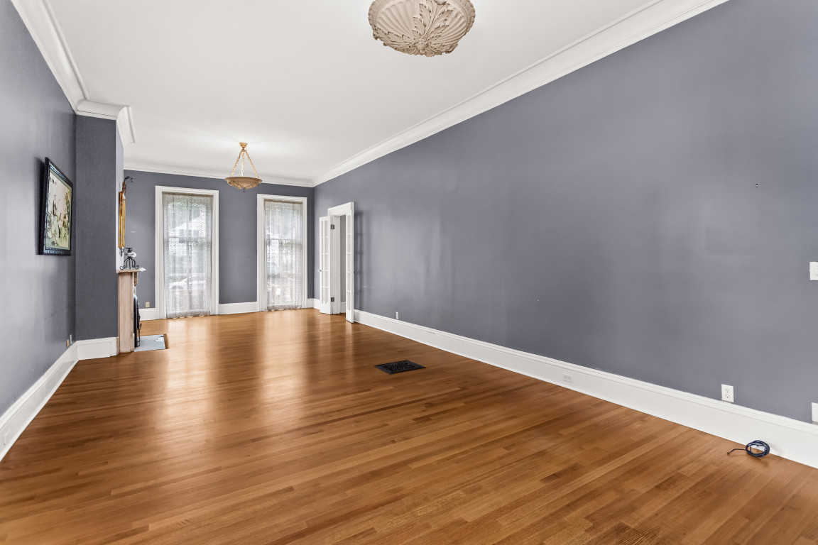 1411 Maple Avenue Property Photo 6
