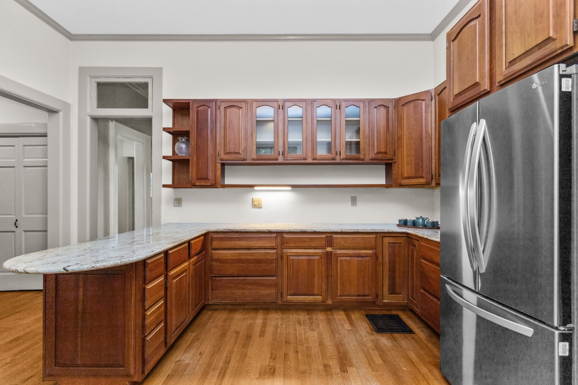 1411 Maple Avenue Property Photo 11