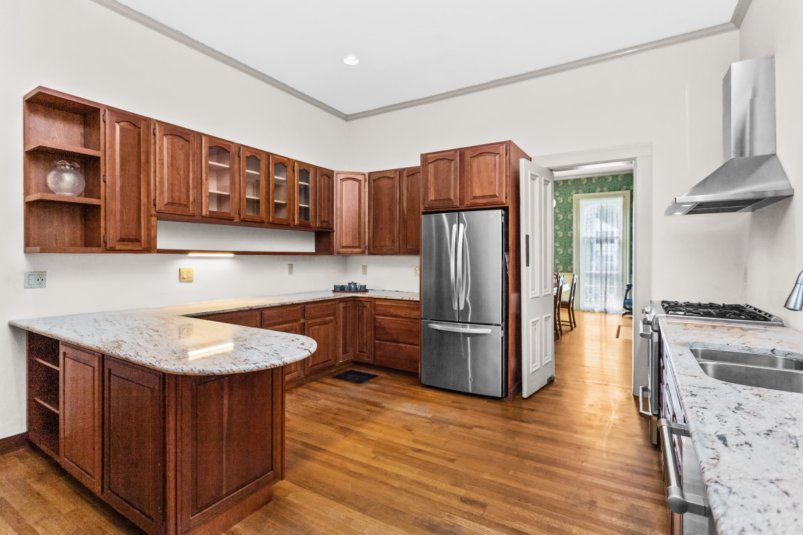1411 Maple Avenue Property Photo 13