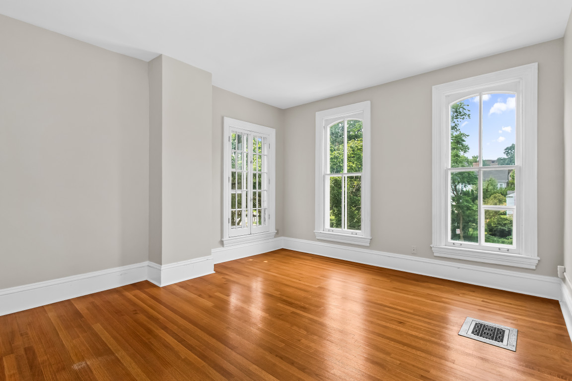 1411 Maple Avenue Property Photo 33