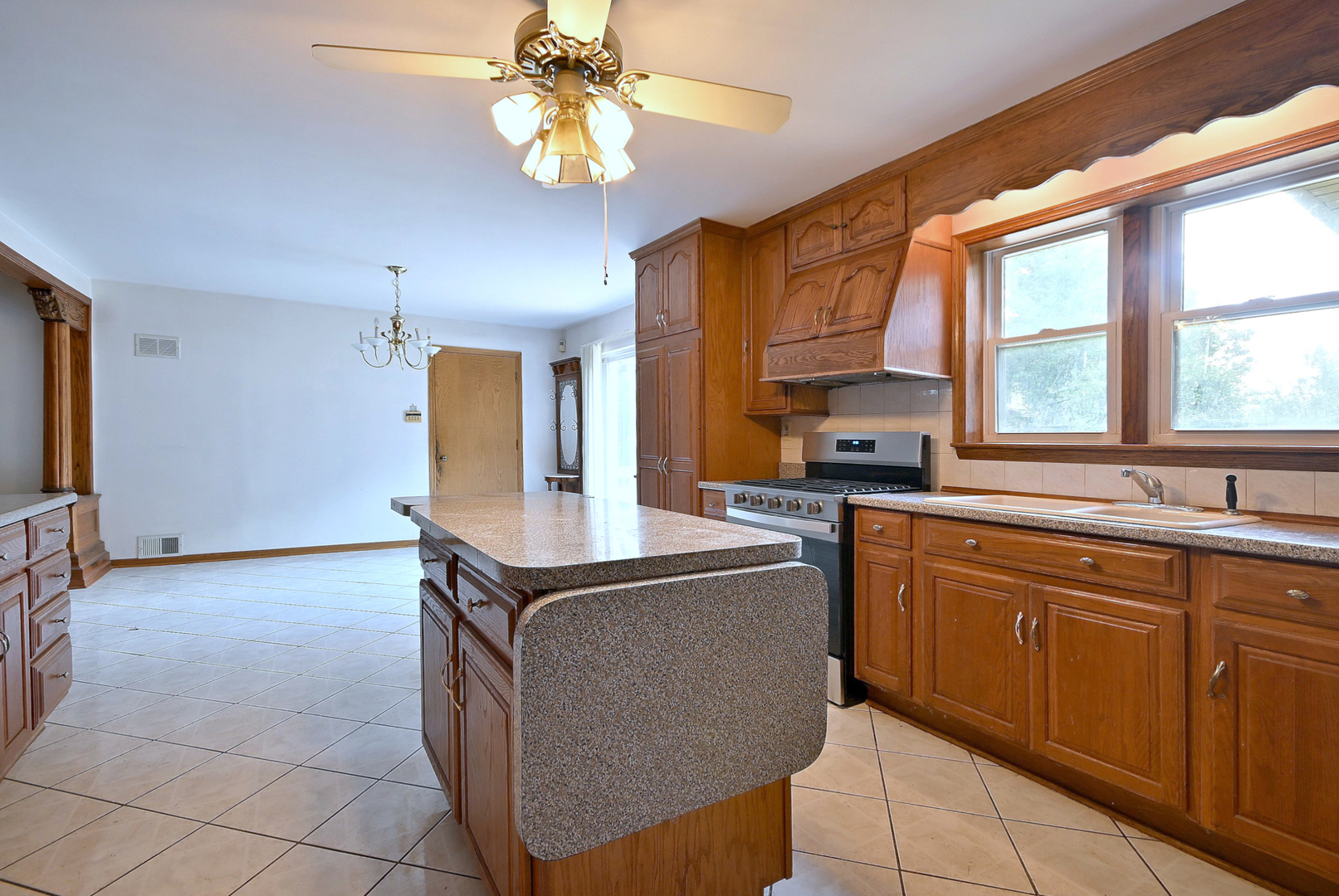 8951 W 99th Street Property Photo 37