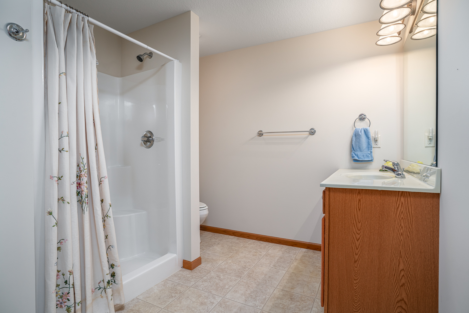 5406 Villa Court Property Photo 23