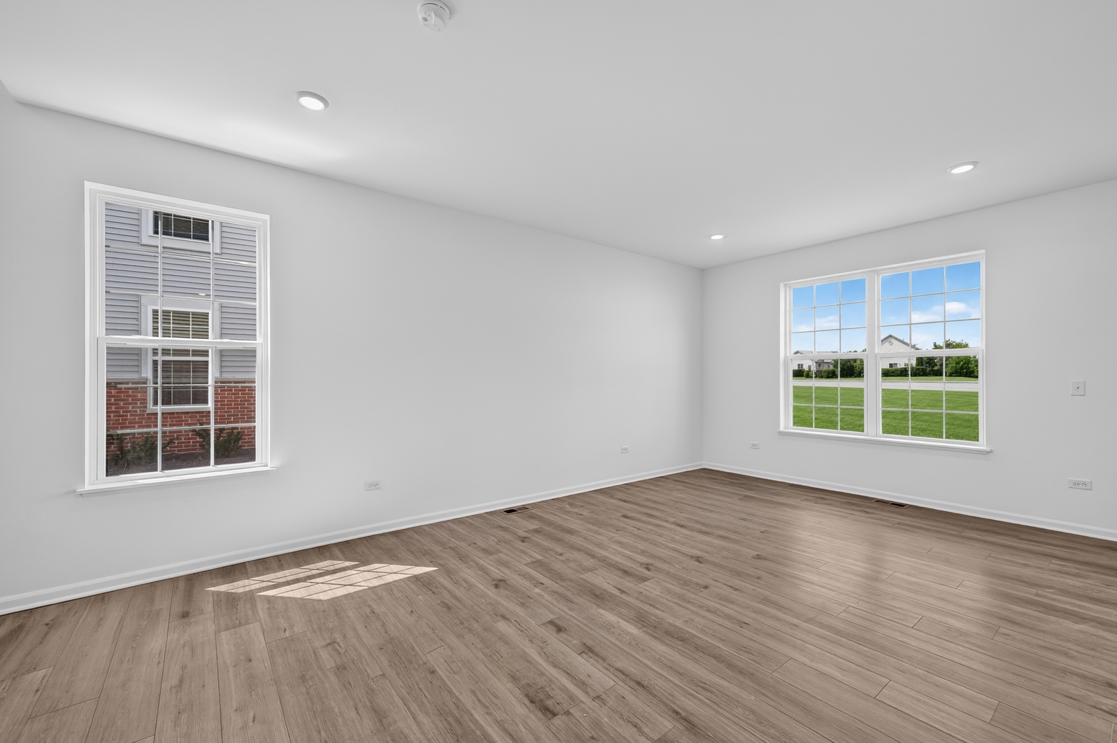 7709 Nightshade Lane Property Photo 10
