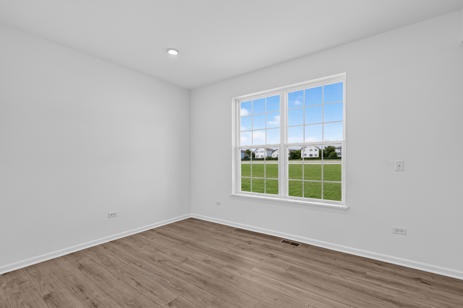 7709 Nightshade Lane Property Photo 13