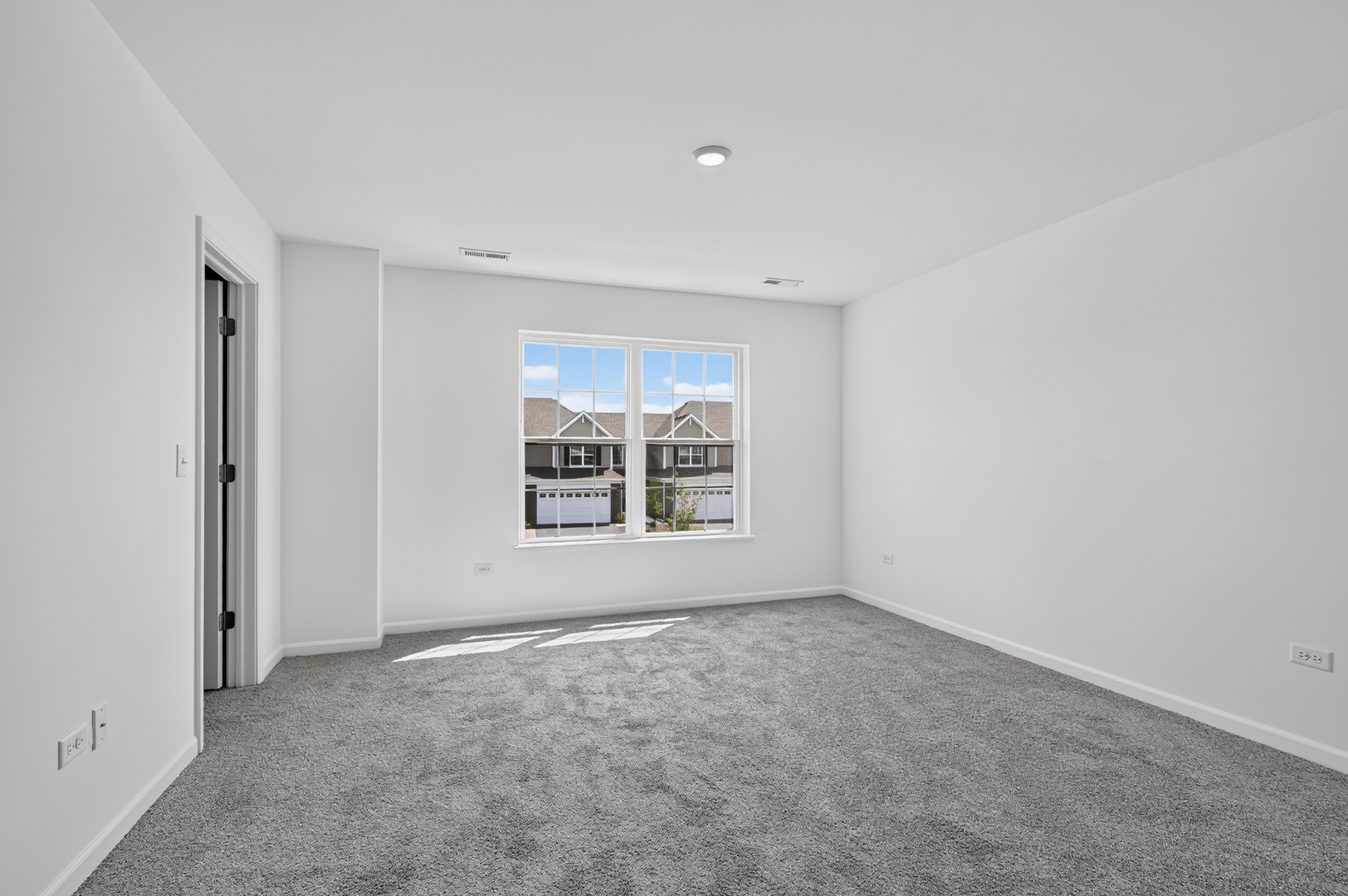 7709 Nightshade Lane Property Photo 16