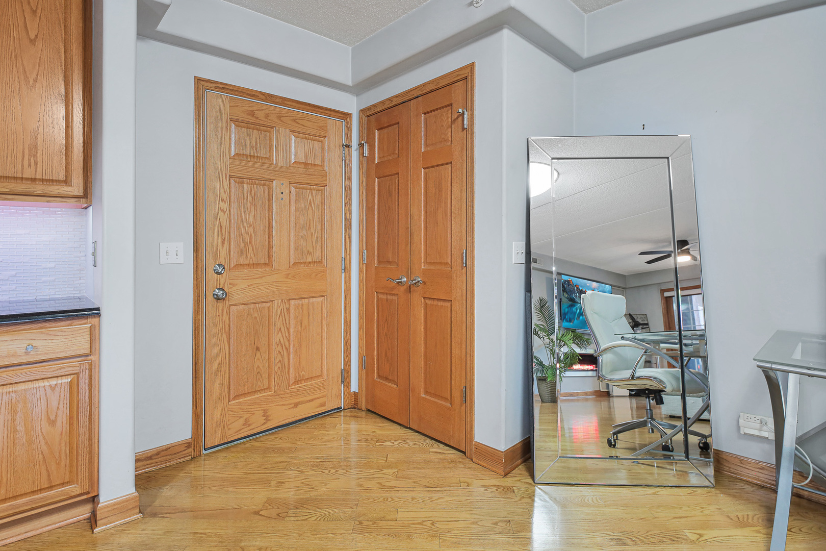 4833 N Olcott Avenue 201 Property Photo 13