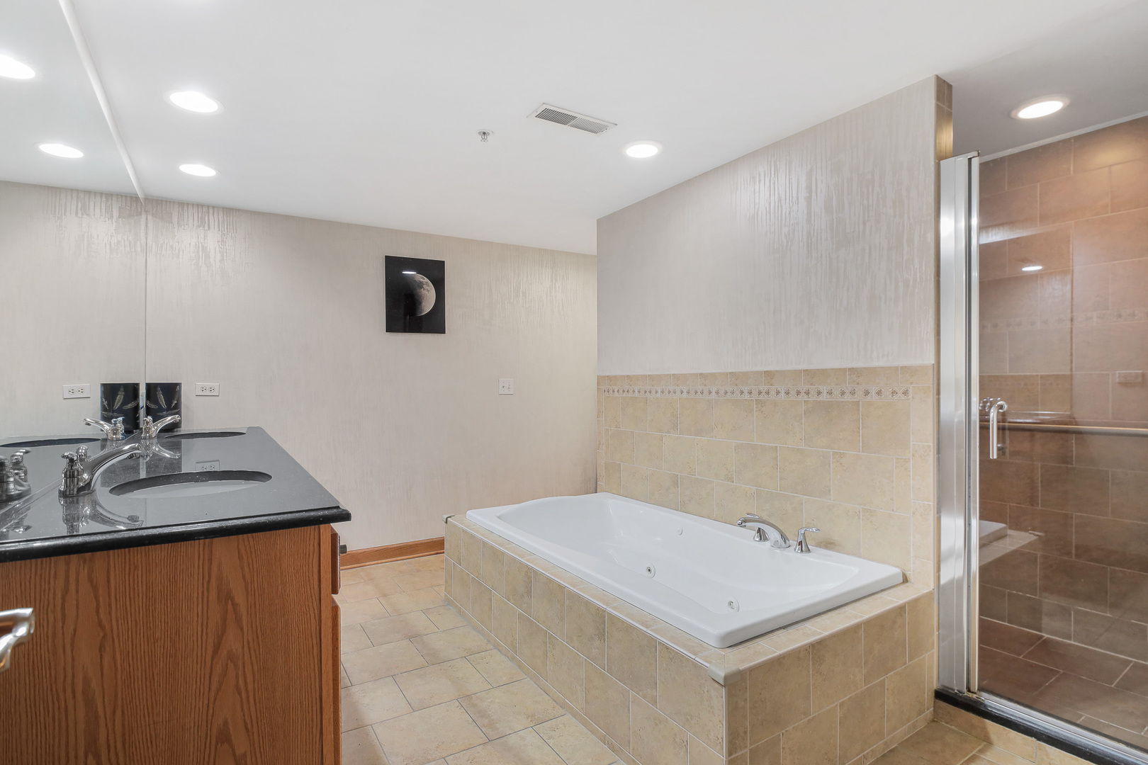 4833 N Olcott Avenue 201 Property Photo 22