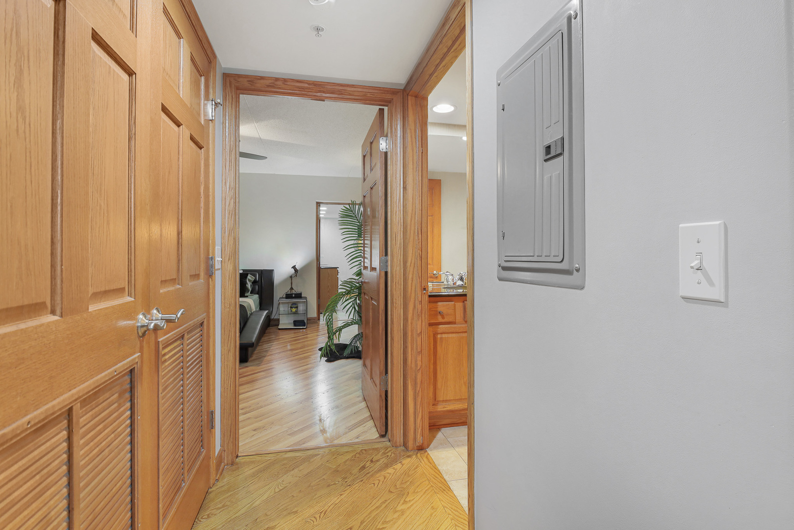 4833 N Olcott Avenue 201 Property Photo 27