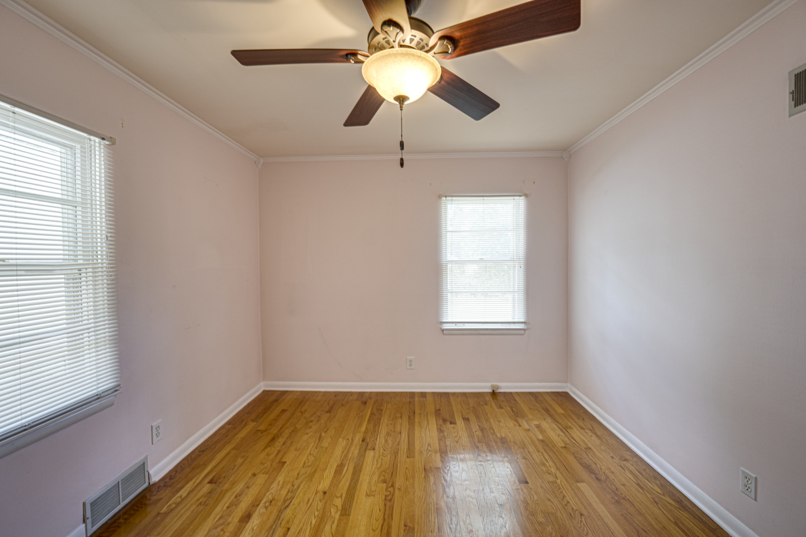 1132 N Main Street Property Photo 15