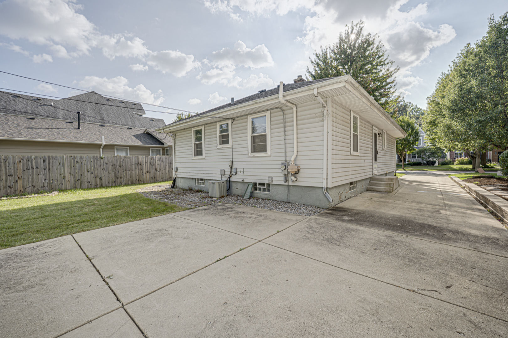 1132 N Main Street Property Photo 27