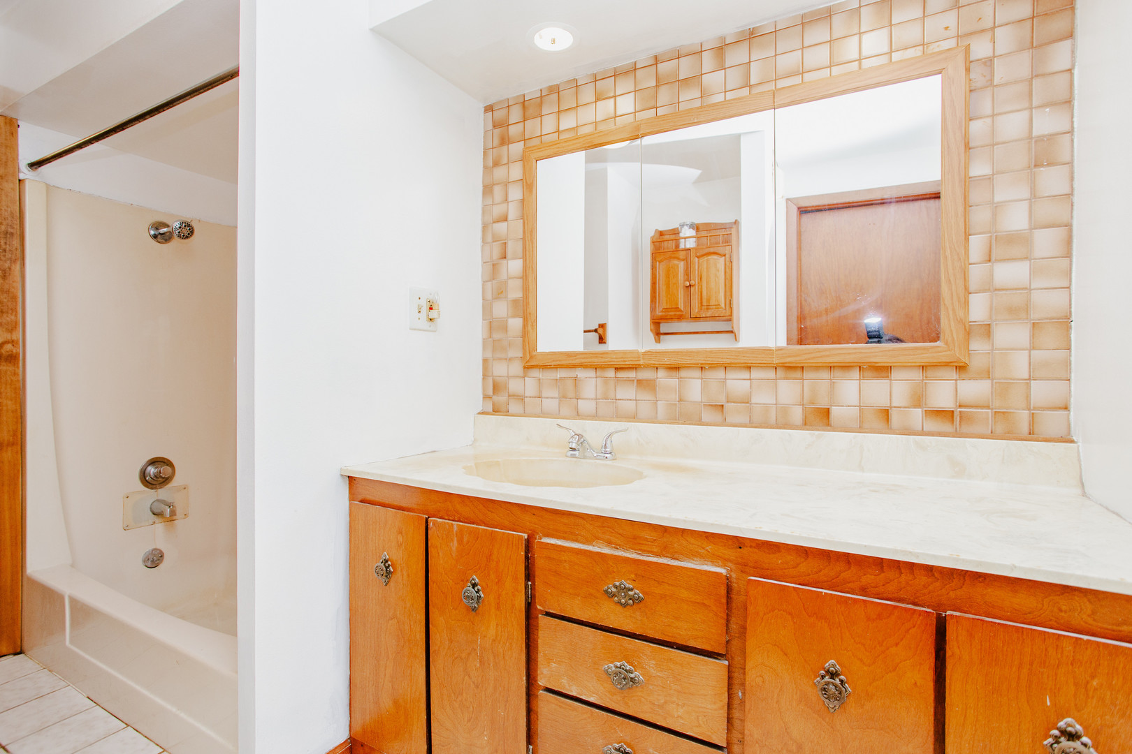10113 Mclean Avenue Property Photo 11