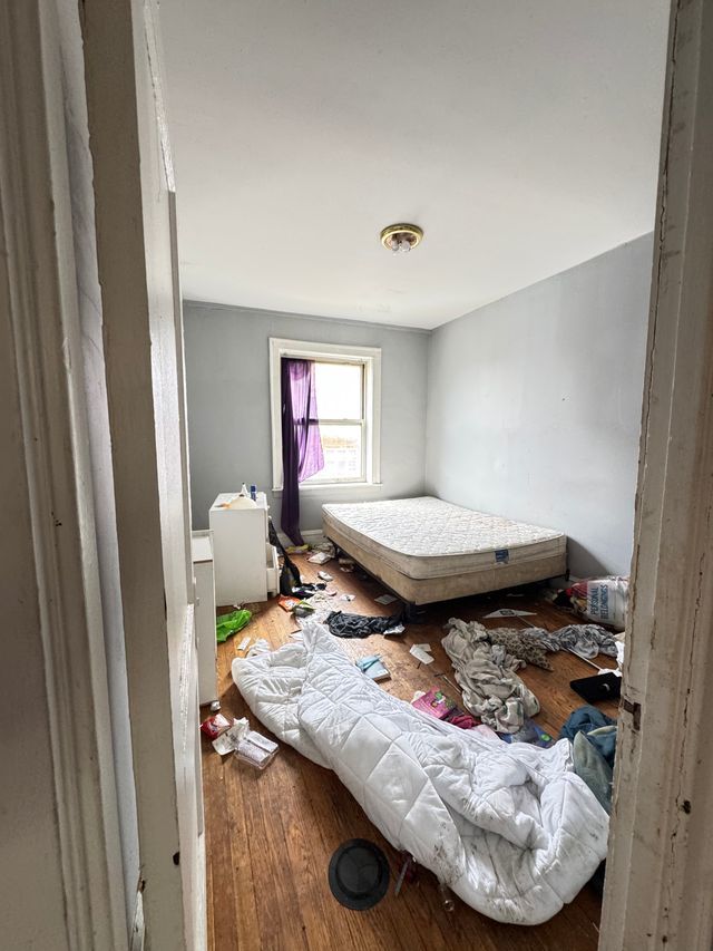 8155 S Marshfield Avenue Property Photo 4