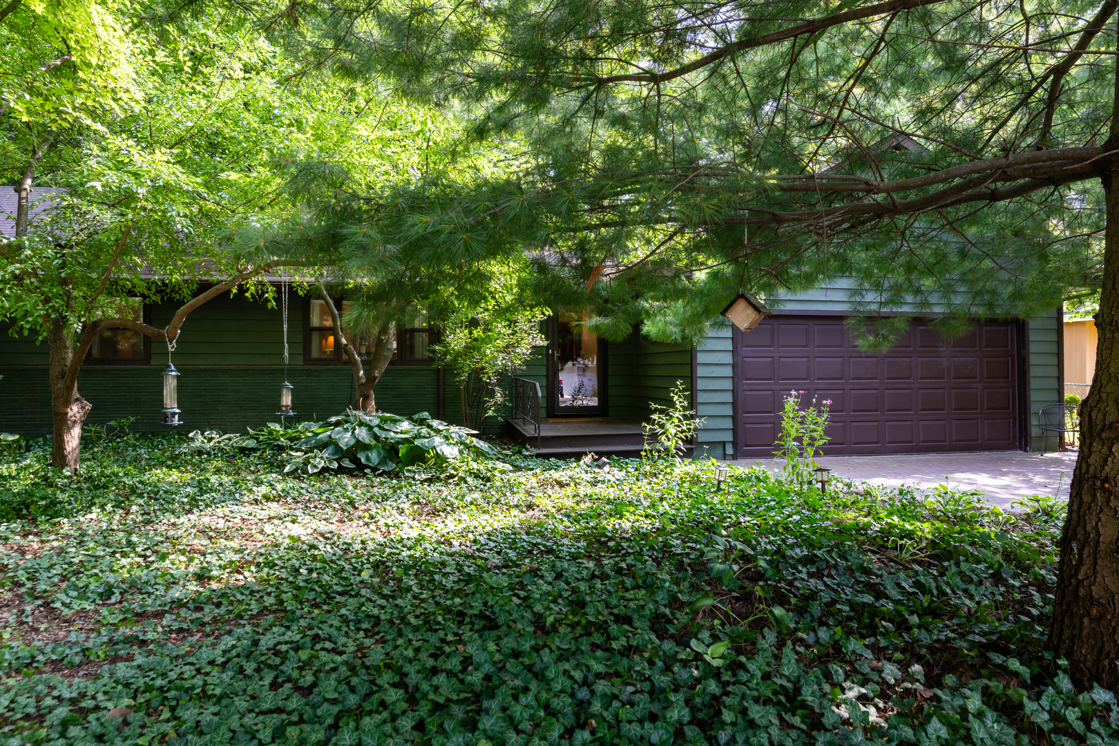 103 W Mumford Drive Property Photo 1
