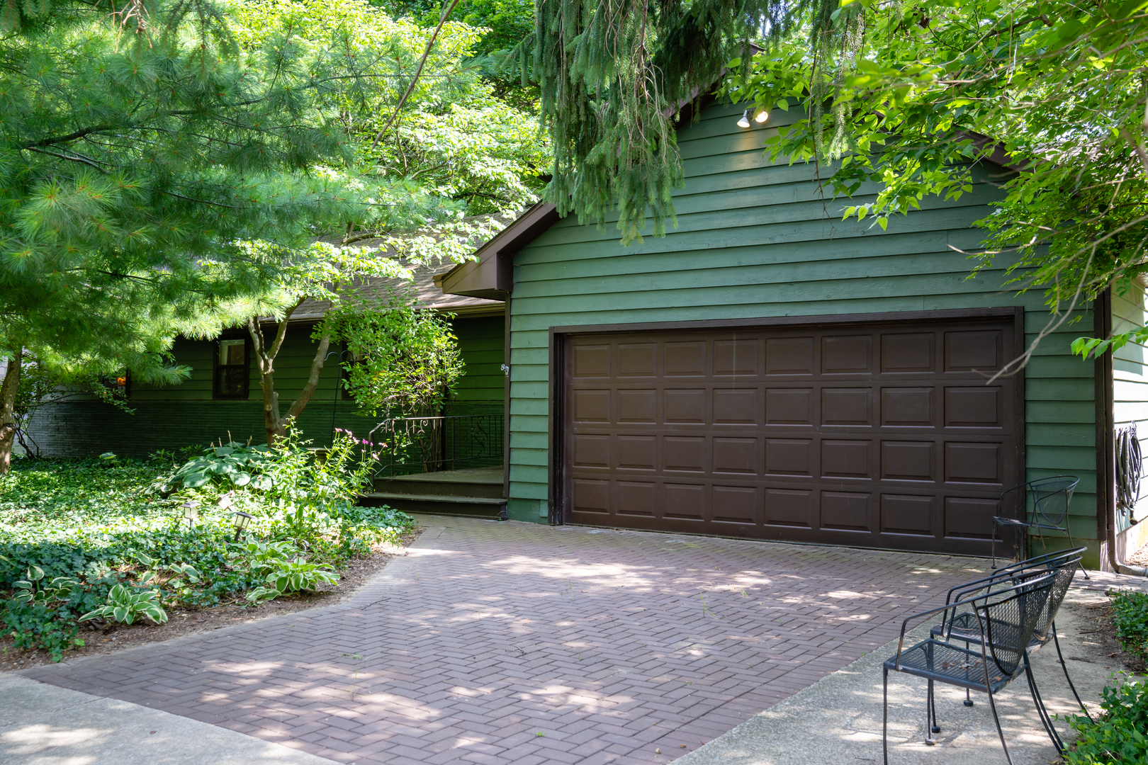 103 W Mumford Drive Property Photo 3