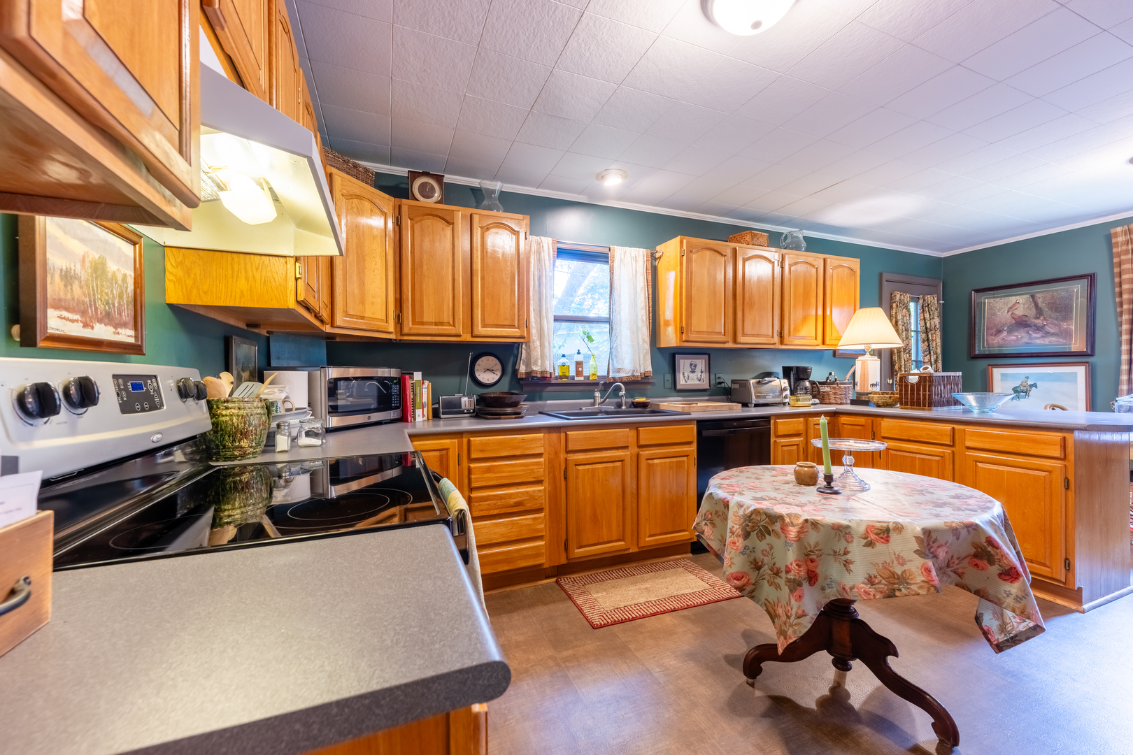 103 W Mumford Drive Property Photo 10