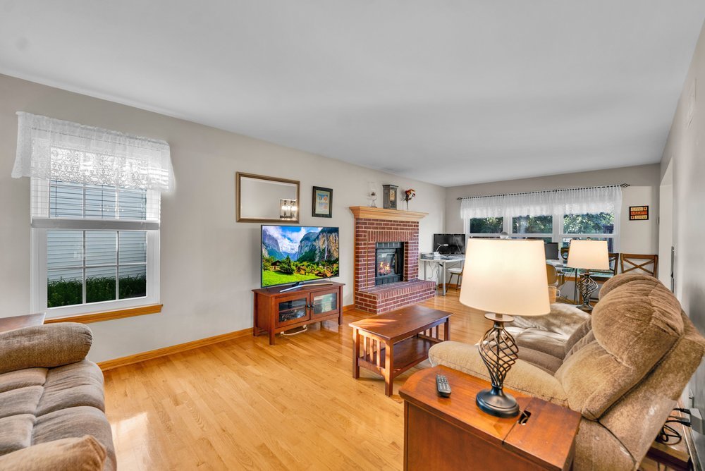 2304 Tremont Avenue Property Photo 3