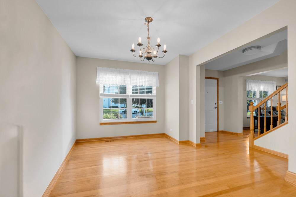 2304 Tremont Avenue Property Photo 10