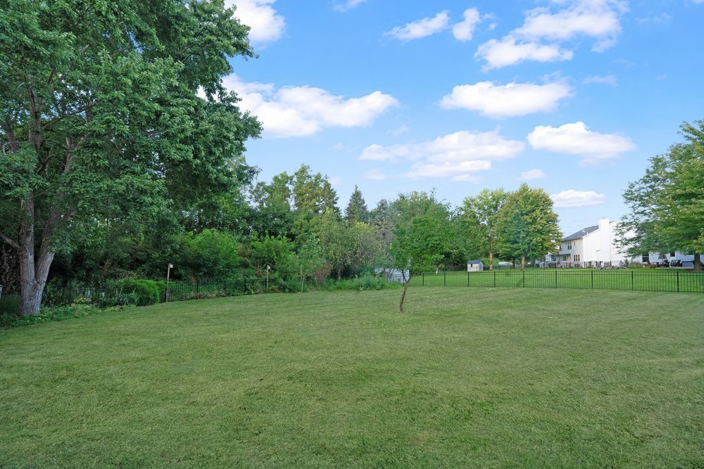 2304 Tremont Avenue Property Photo 22