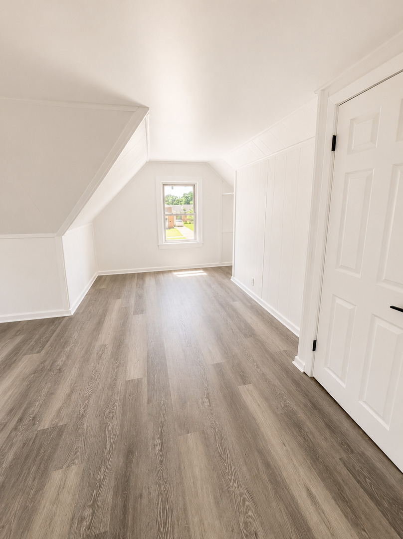 7304 W 113th Place Property Photo 14