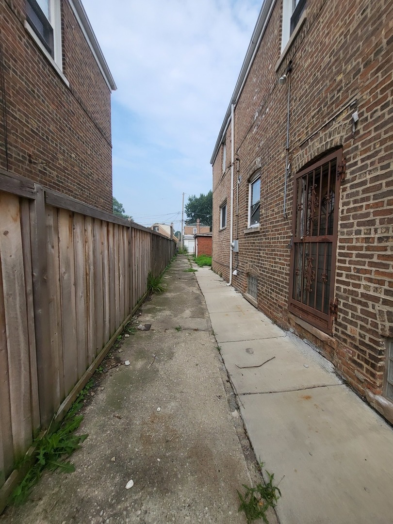 8130 S Wentworth Avenue Property Photo 3