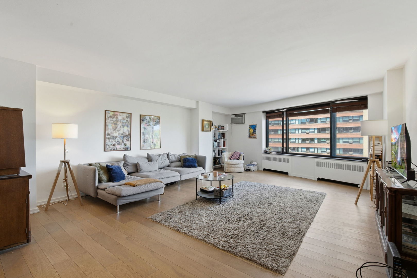 3100 N Lake Shore Drive 601 Property Photo 2
