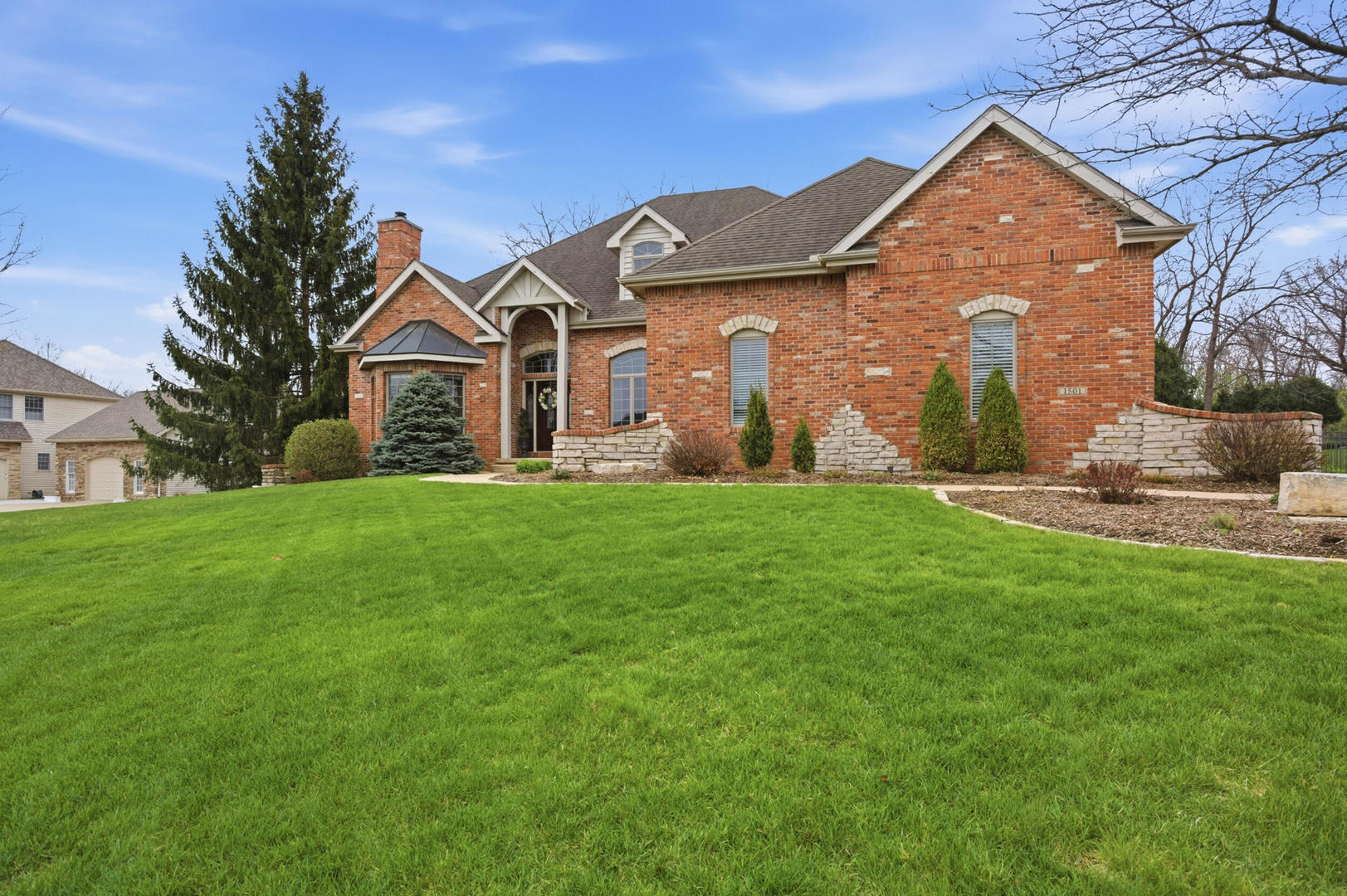 1501 Ridgefield Drive Property Photo 3