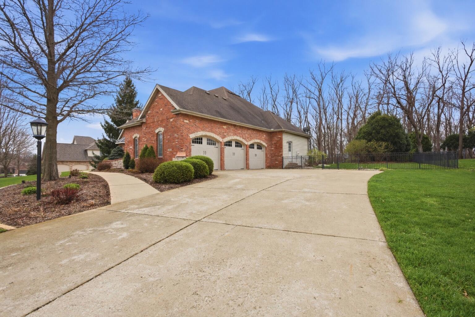 1501 Ridgefield Drive Property Photo 4