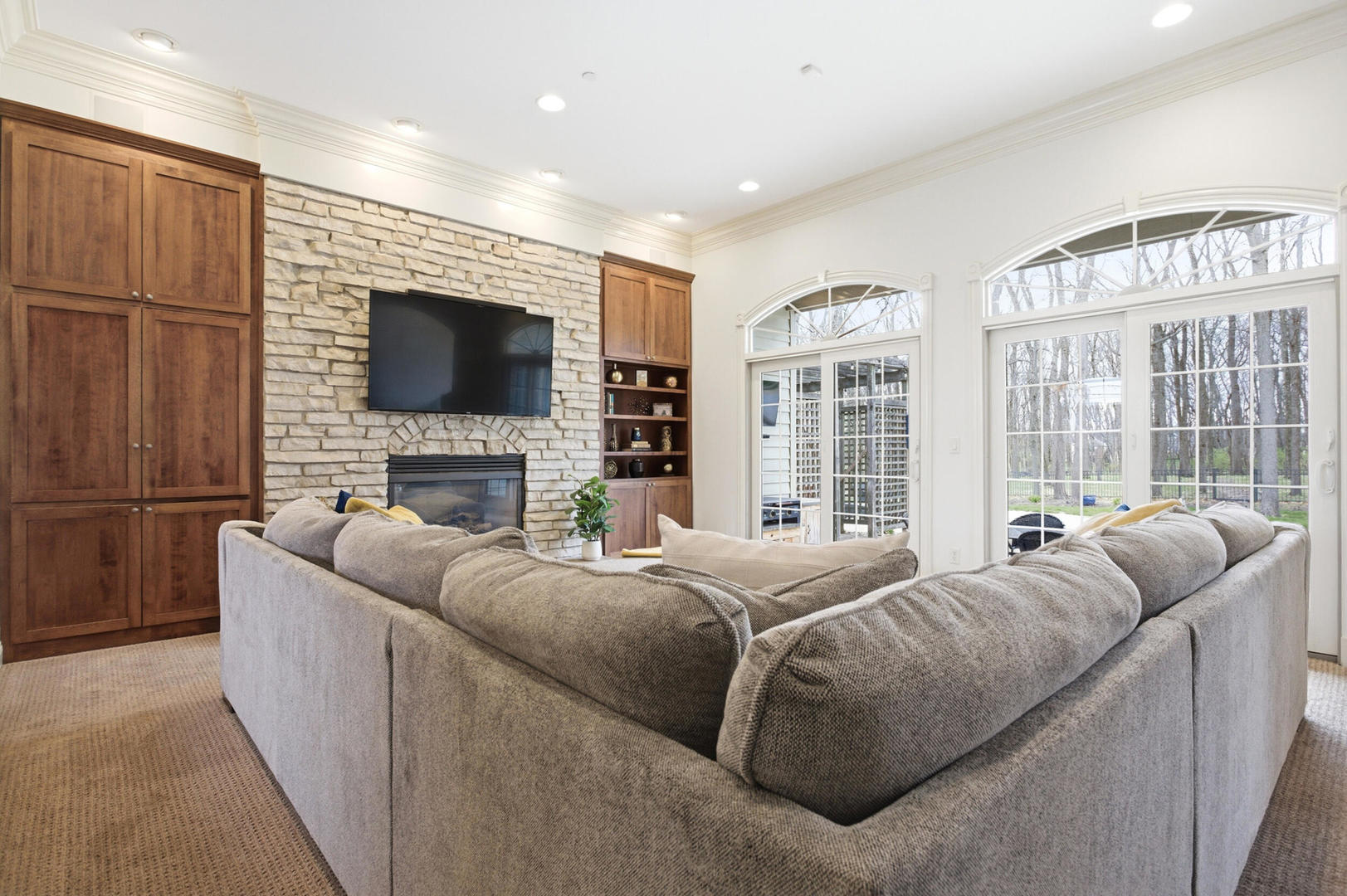 1501 Ridgefield Drive Property Photo 15