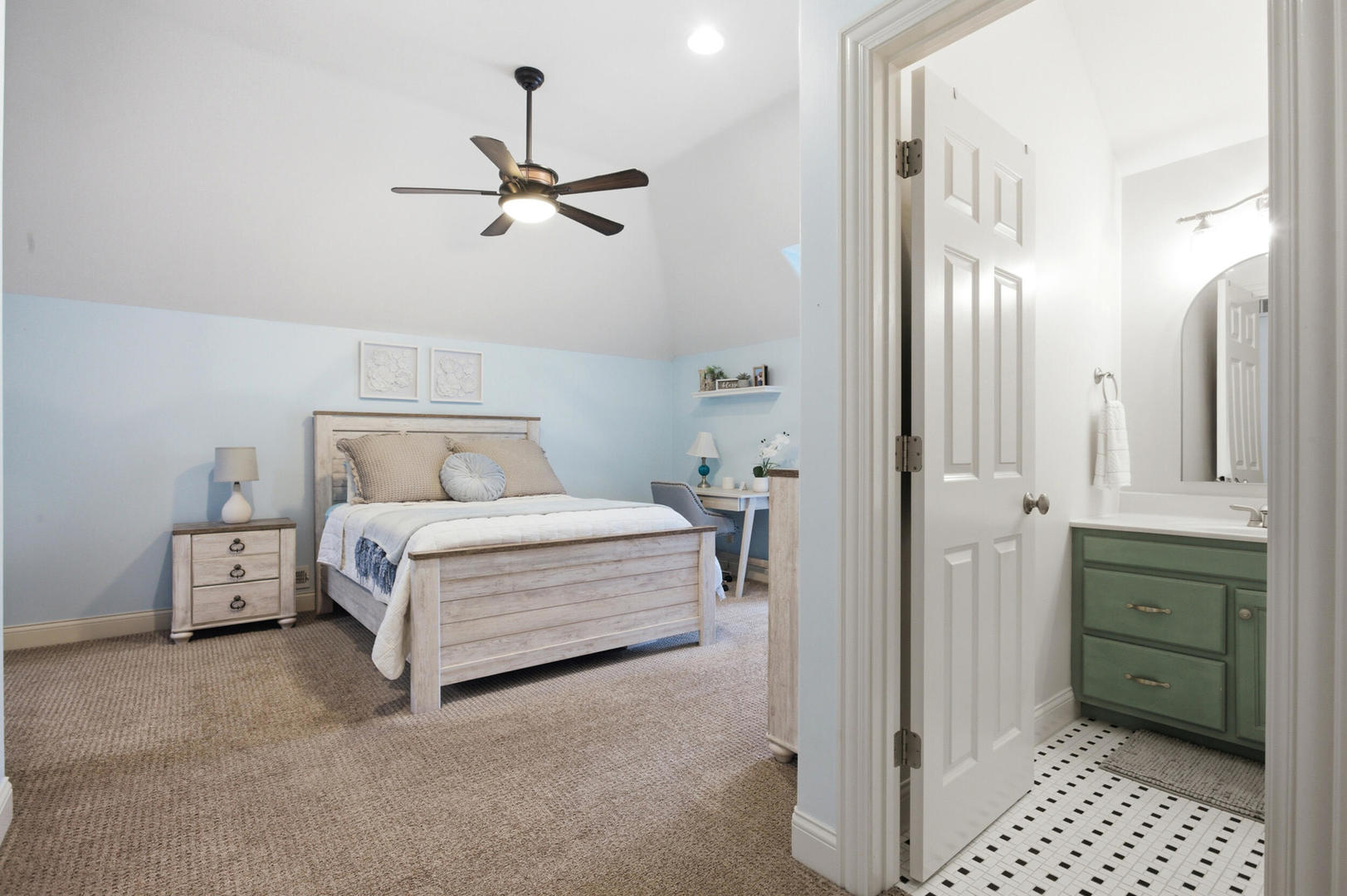 1501 Ridgefield Drive Property Photo 40
