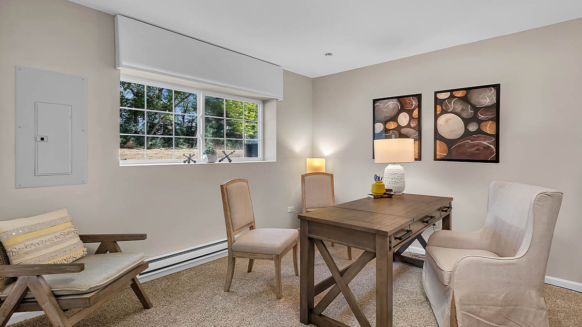 1311 Foxglove Drive Property Photo 16