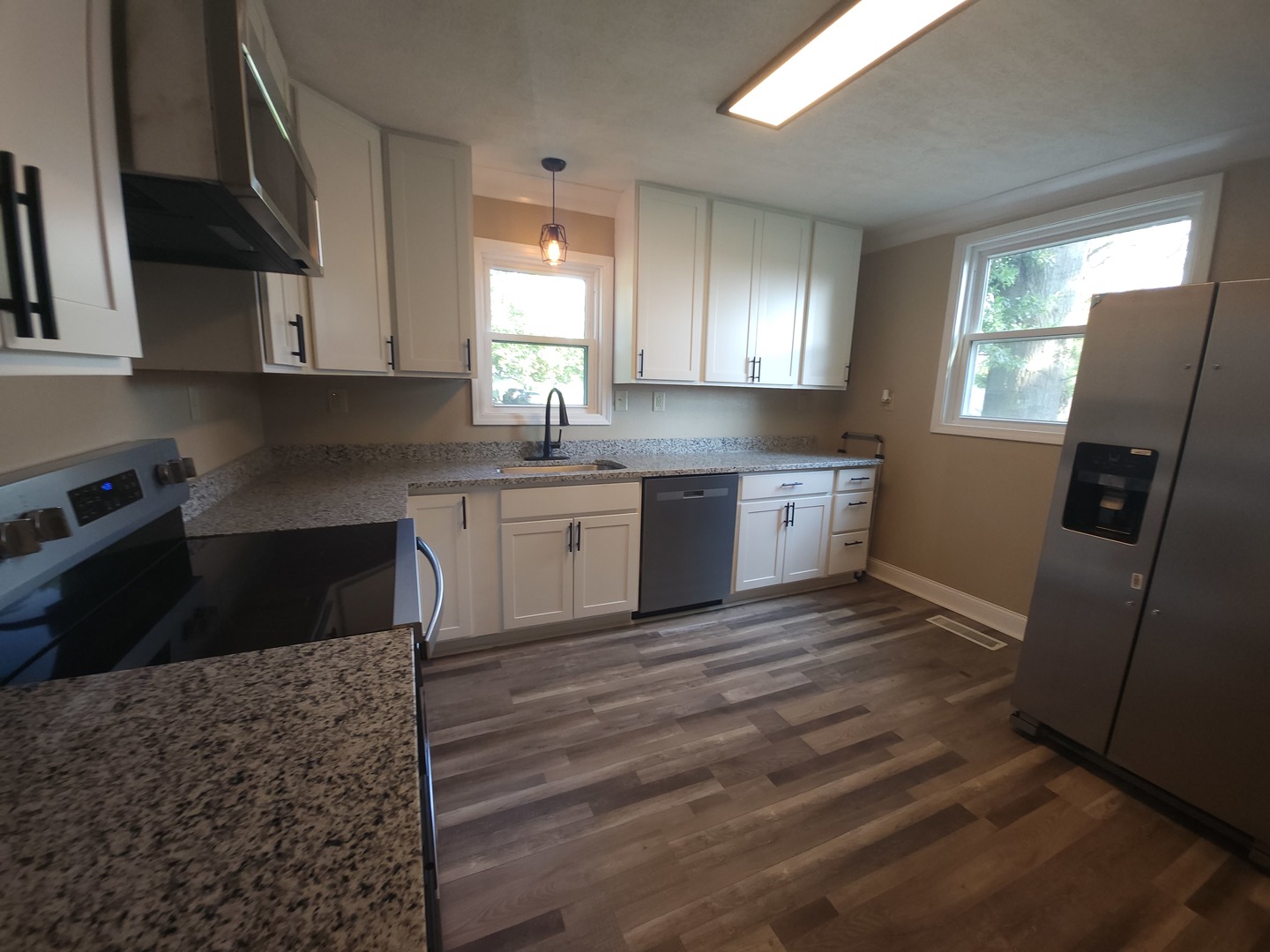 1111 New Street Property Photo 15
