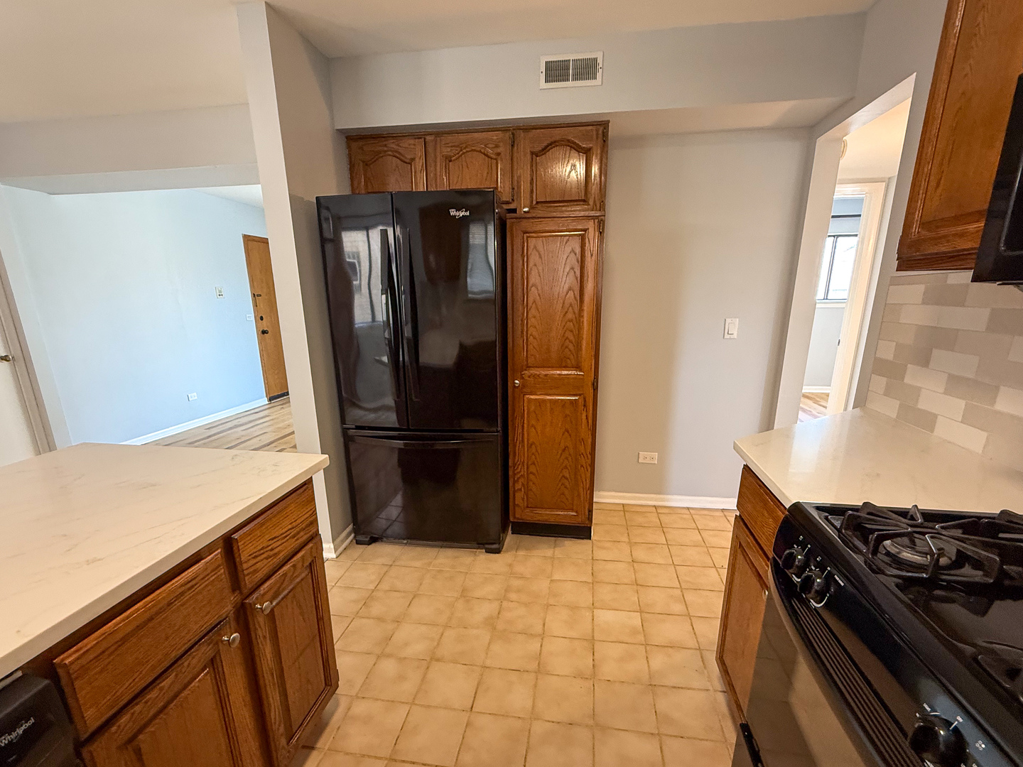 8504 W Catherine Avenue 2n Property Photo 9