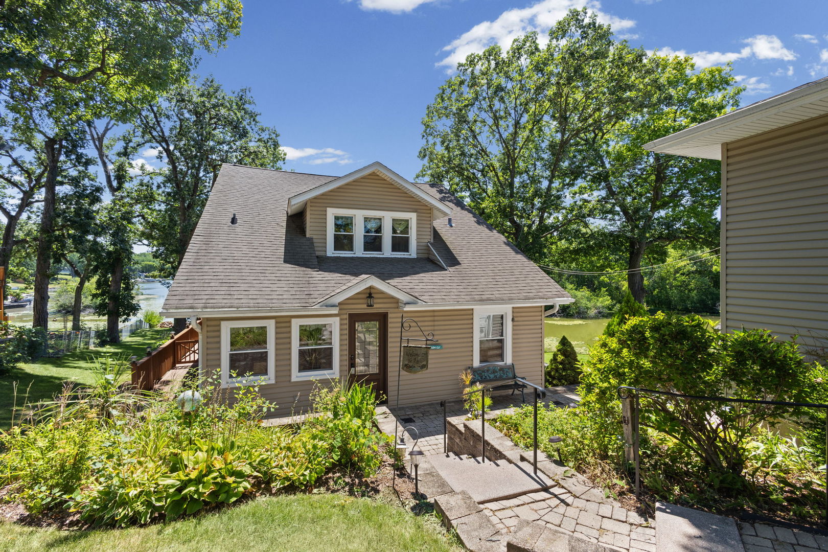 24941 W Forest Drive Property Photo 2