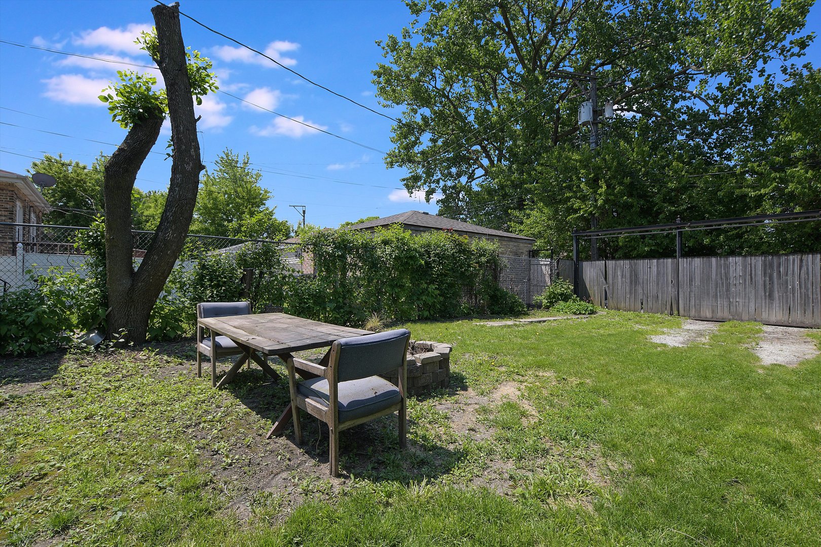 946 N Homan Avenue Property Photo 17