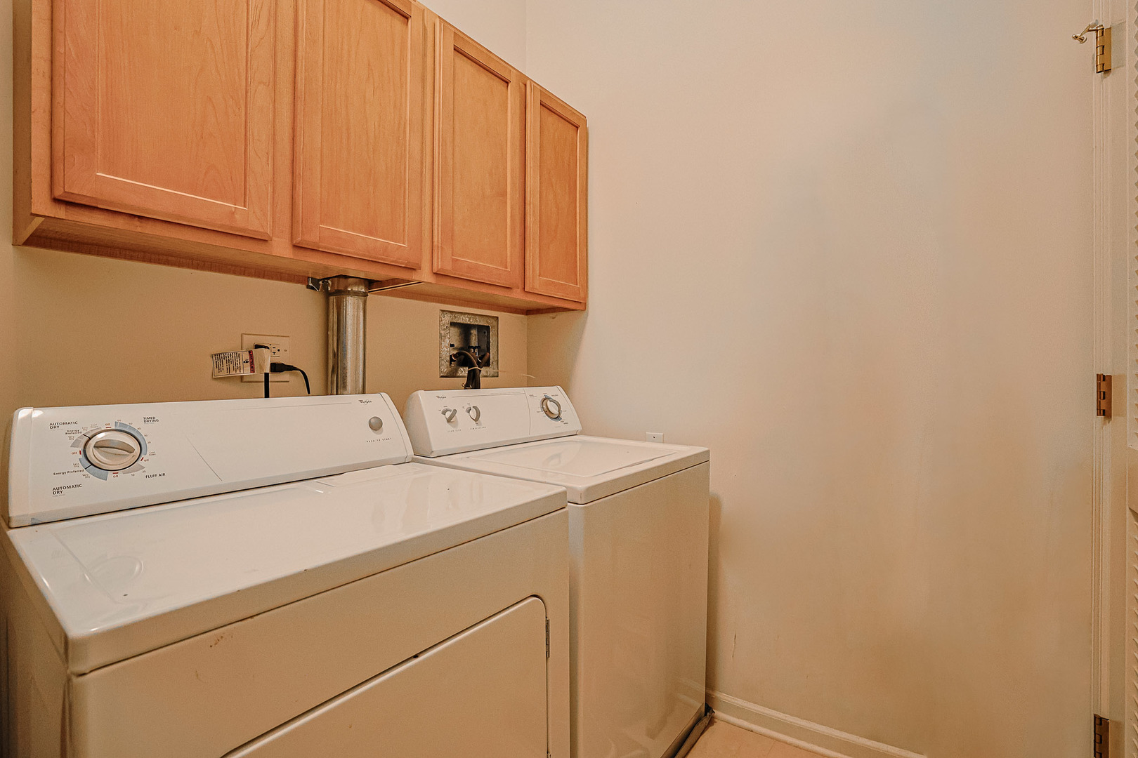 1739 Tudor Lane 308 Property Photo 16