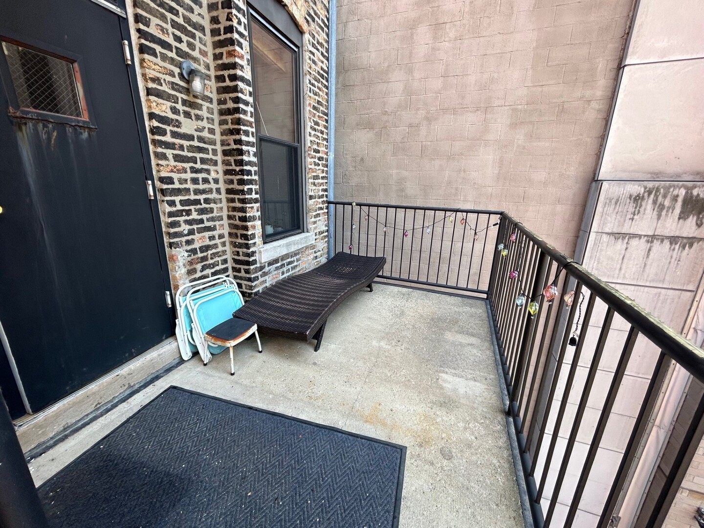 15 E Pearson Street 3 Property Photo 18